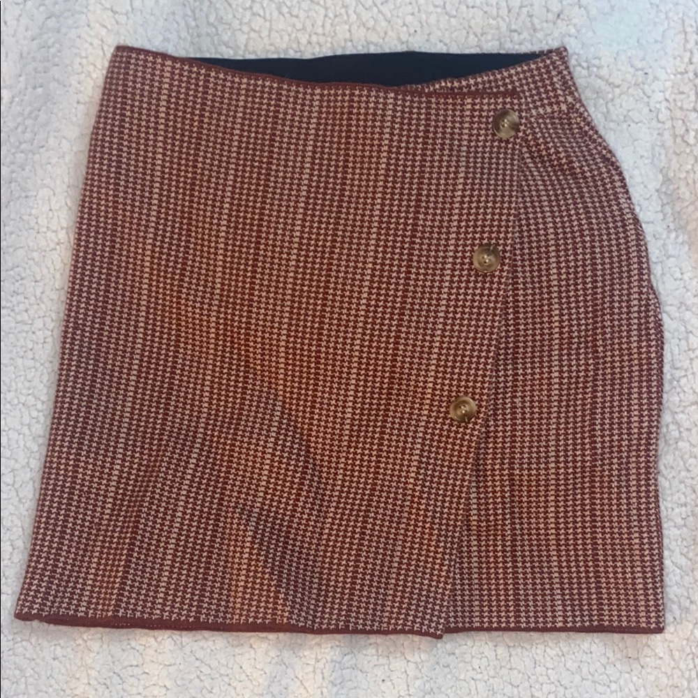Burgundy & Cream Houndstooth Sweater Mini Skirt